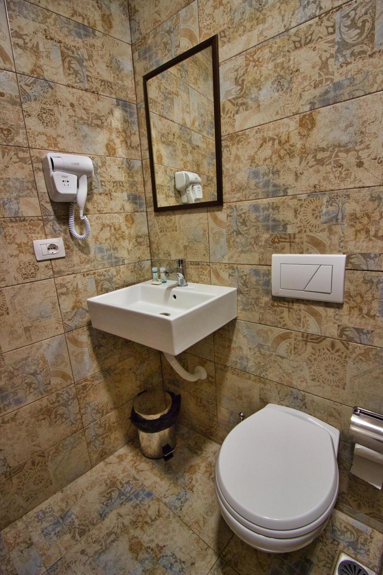 4 Rooms Gjirokastra 외부 사진